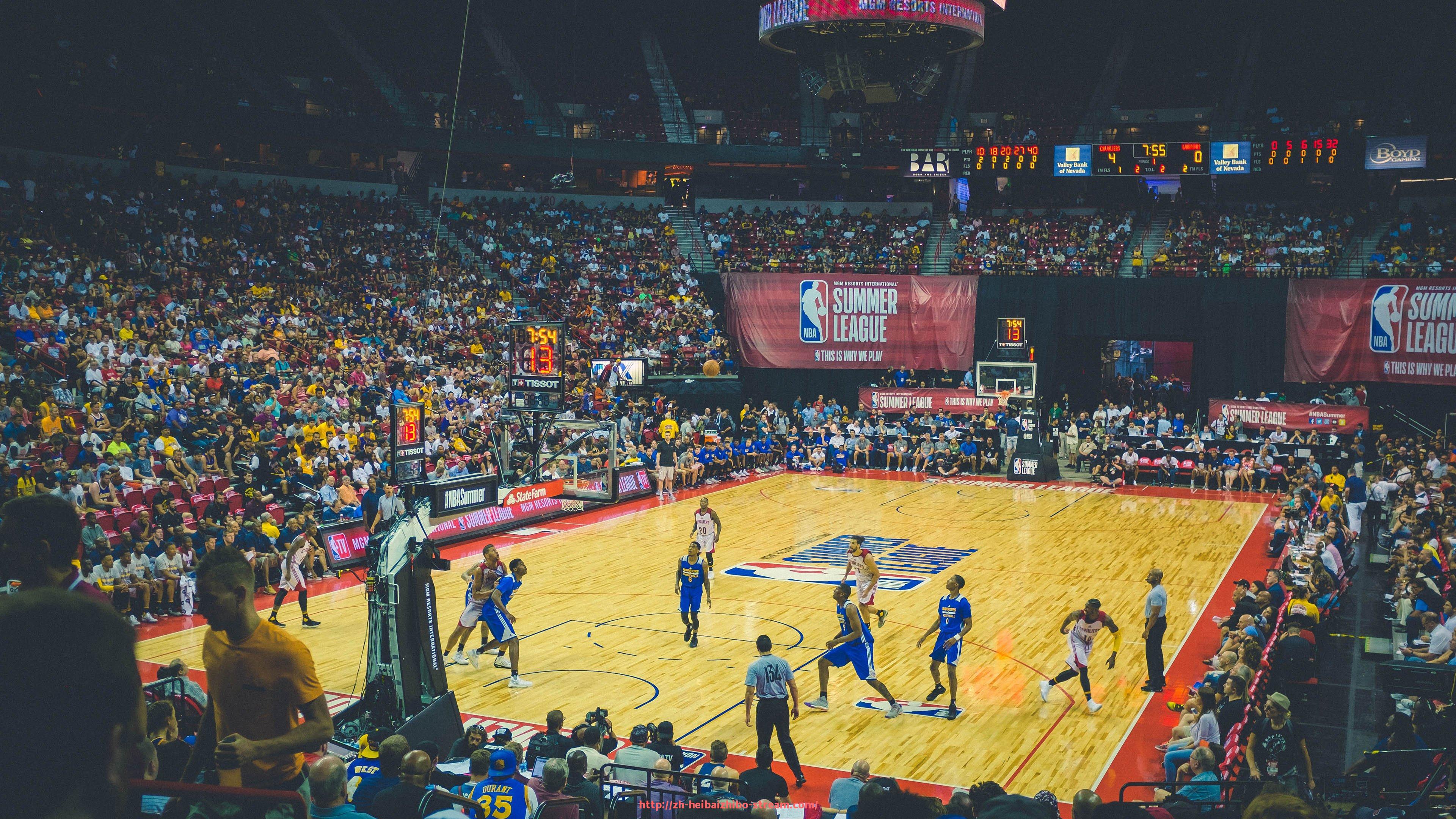 黑白体育直播-尤文图斯作为意甲豪门球队的历史与荣誉回顾