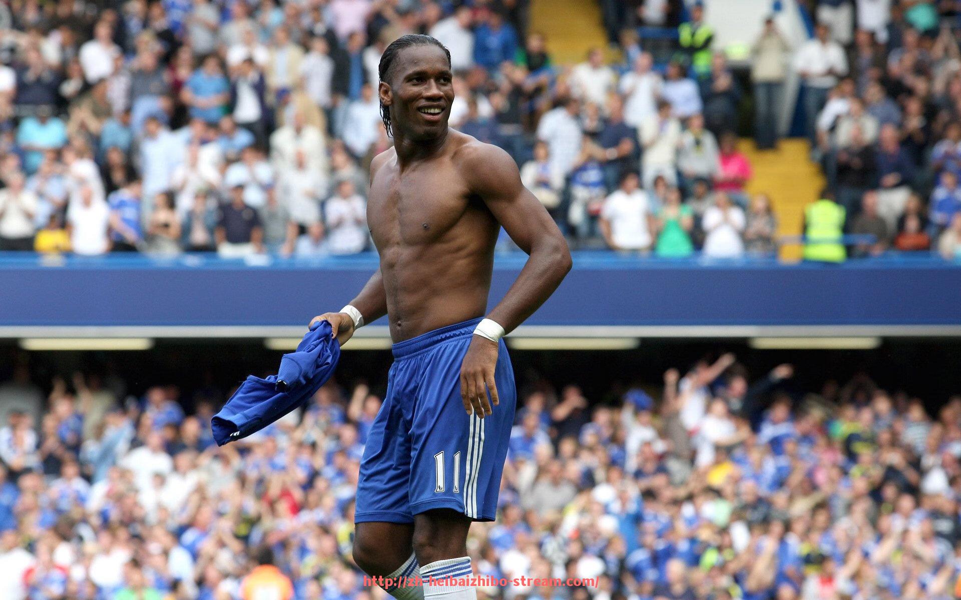 黑白体育直播-火箭队球衣背后的励志标语与文化内涵